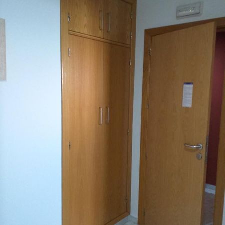 Hostal Monteluna Rociana Luaran gambar